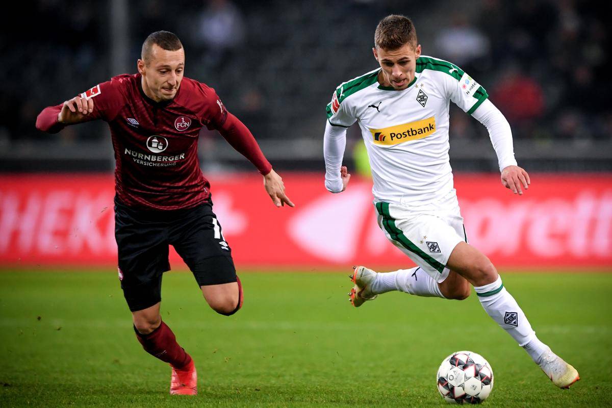 九游体育赛事直播Rookie焦点对战，大坂直美与50激战MAD分钟，出色防守胜负难料！