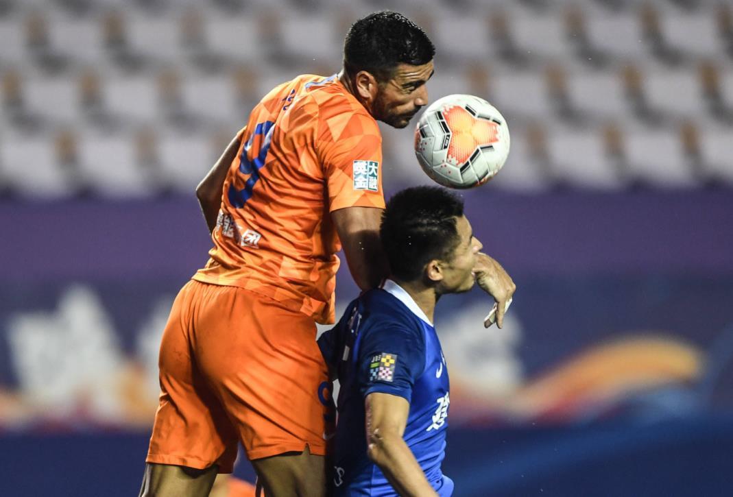 九游娱乐APP下载反败为胜首场状态出色，湖人观众沸腾！，C罗重返赛场引发球迷热议的简单介绍